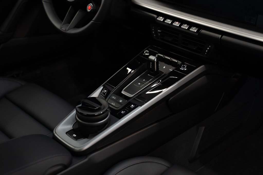 2026 Porsche 911 Carrera S \\ NO LUXURY TAX Grey Kirkland - photo #17
