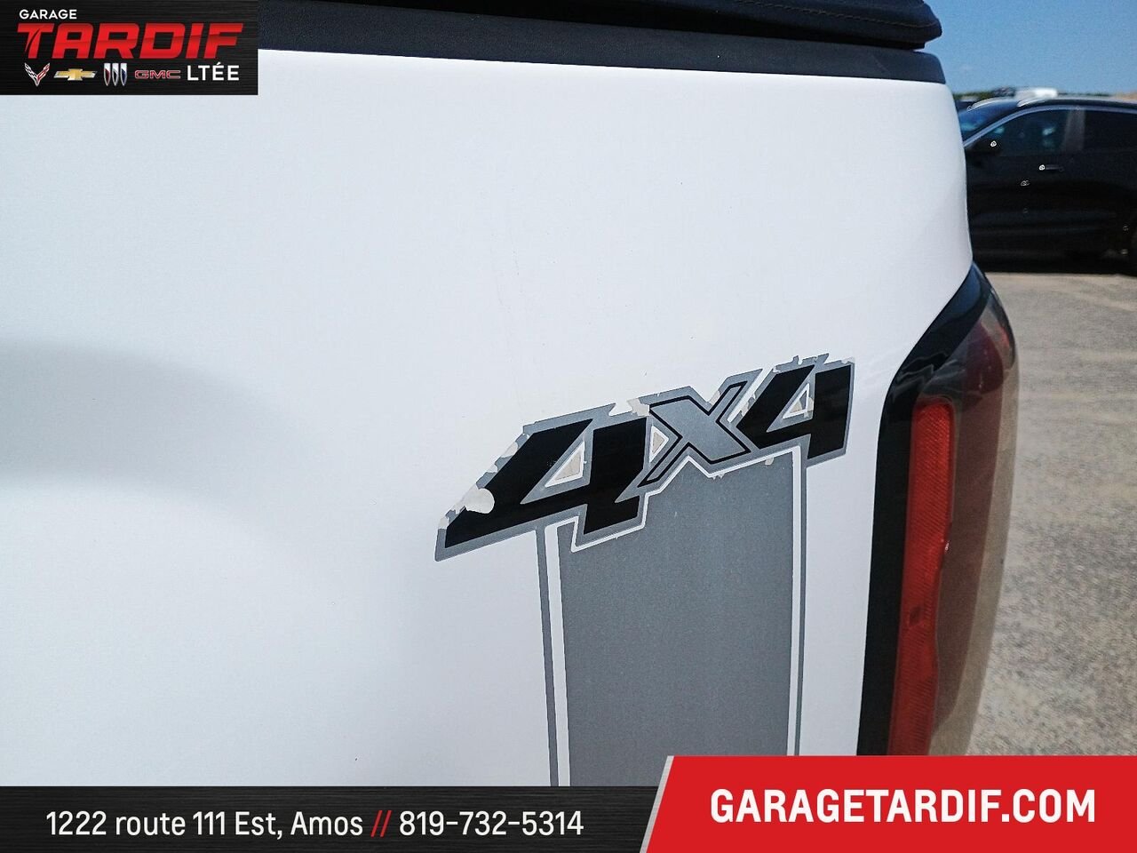 2018 GMC Sierra 1500 SLT White Amos - photo #6