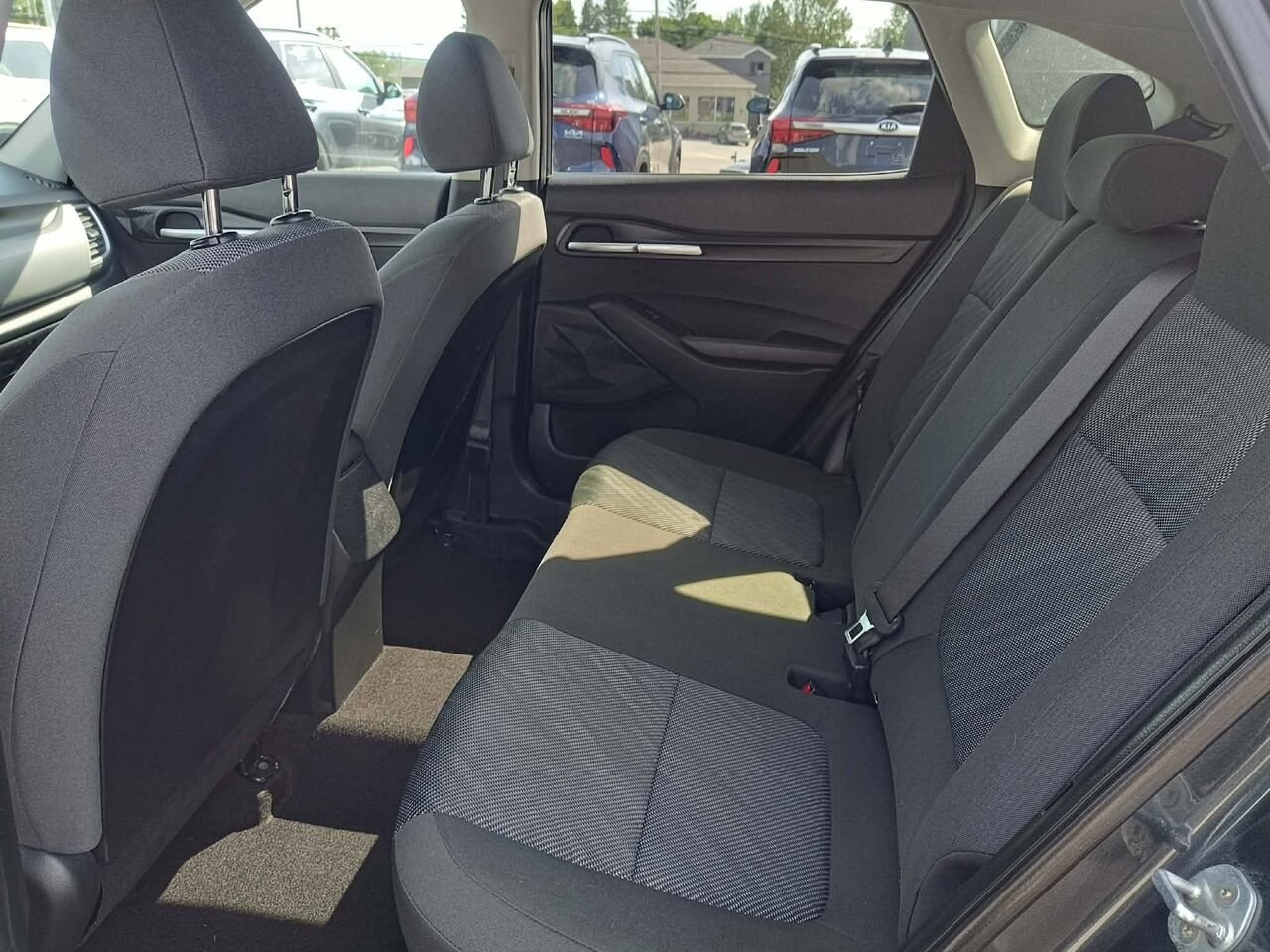 2023 Kia Seltos Grey Lac Mégantic - photo #12