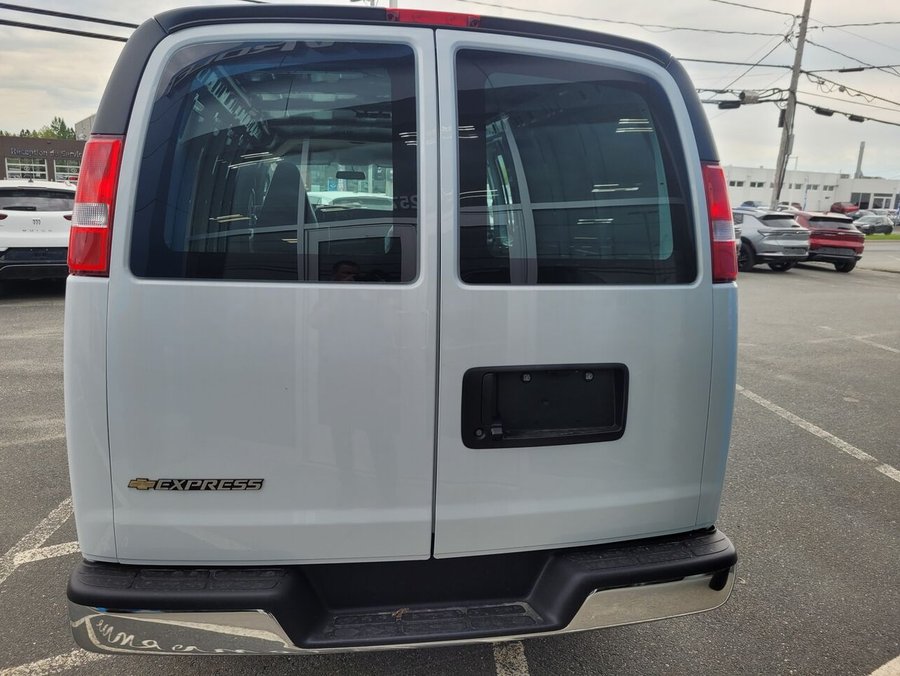 Chevrolet Fourgonnette Express utilitaire 2025 2025 Blanc sommet