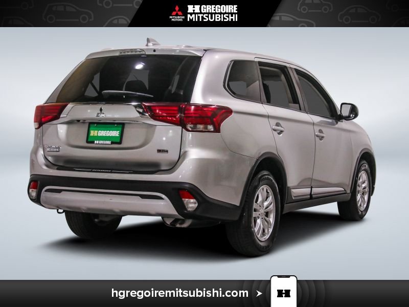 2020 Mitsubishi Outlander Grey Laval - photo #8