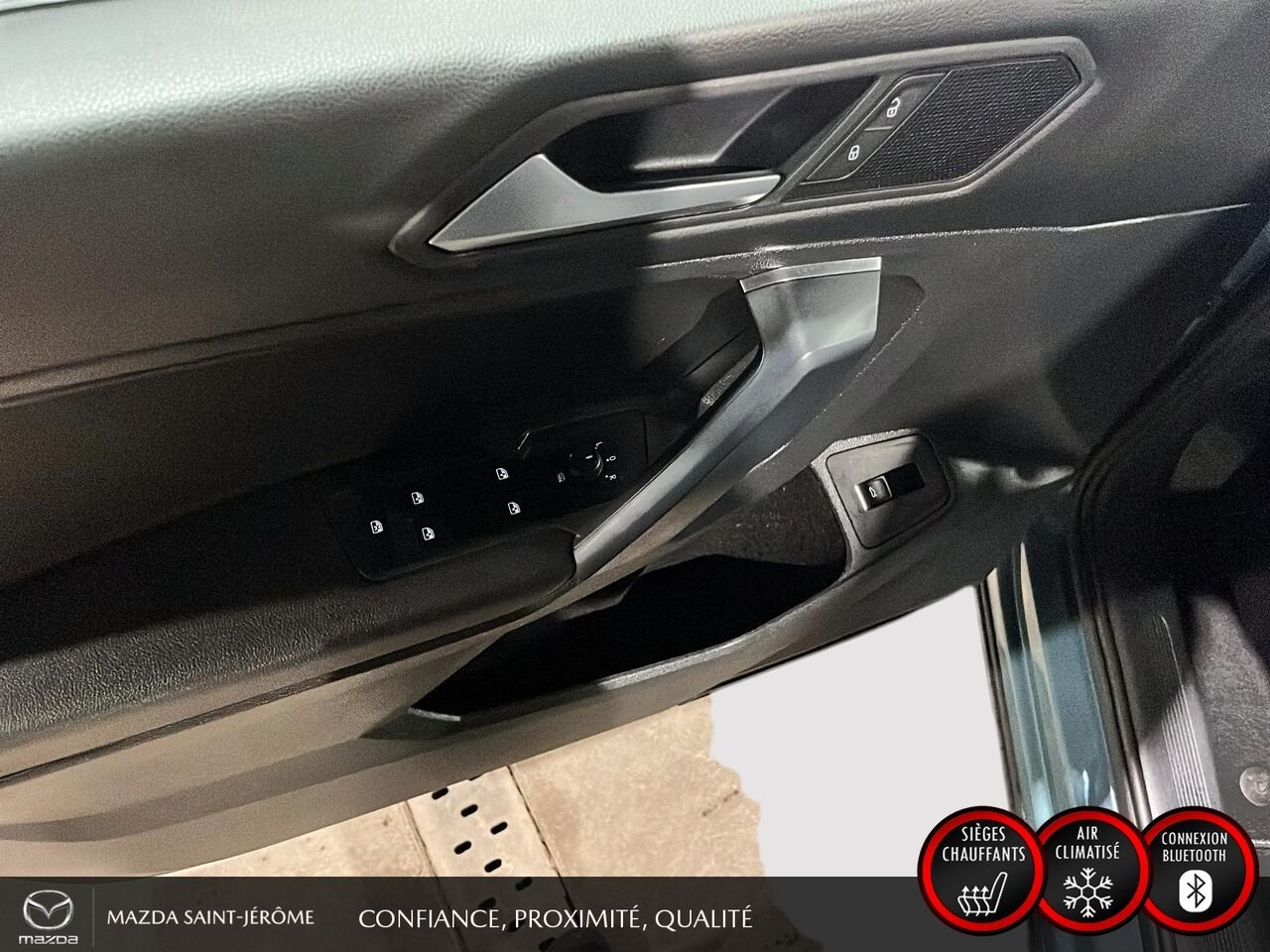 2021 Volkswagen Tiguan Grey Ste-Agathe des Monts - photo #12
