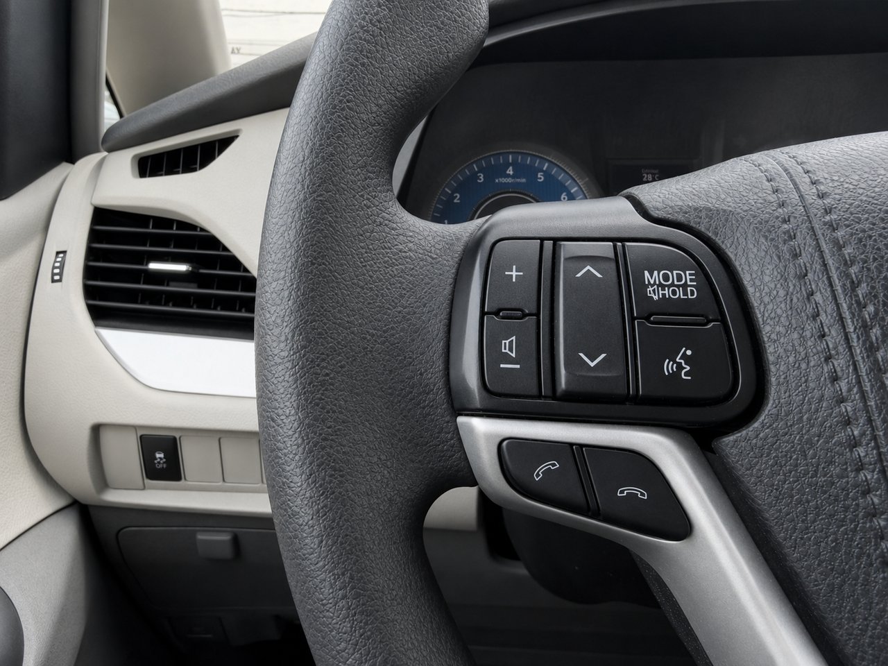 2019 Toyota Sienna LE Grey Châteauguay - photo #13