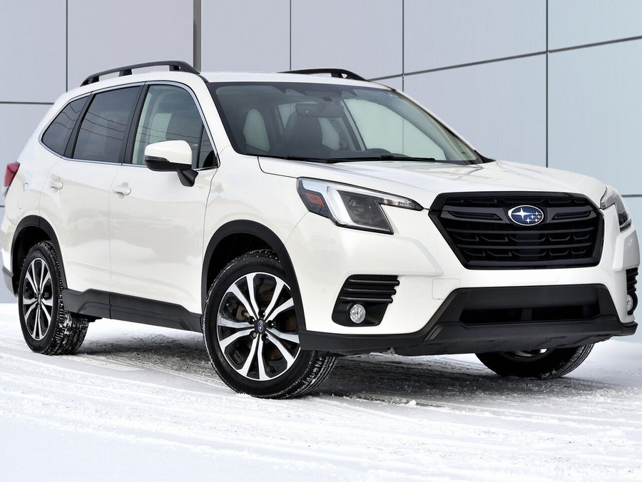 2022 Subaru Forester Limited White