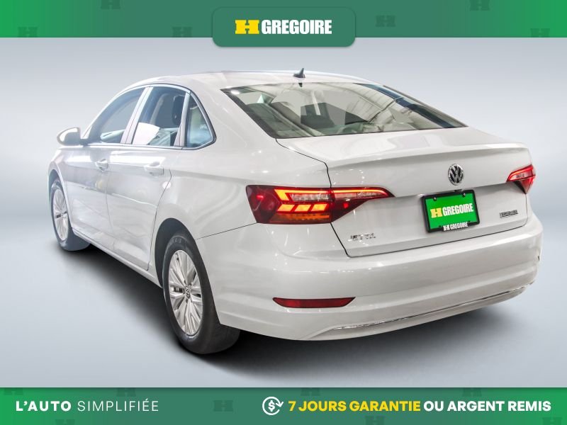 Volkswagen Jetta 2019 Blanc Laval - photo #4