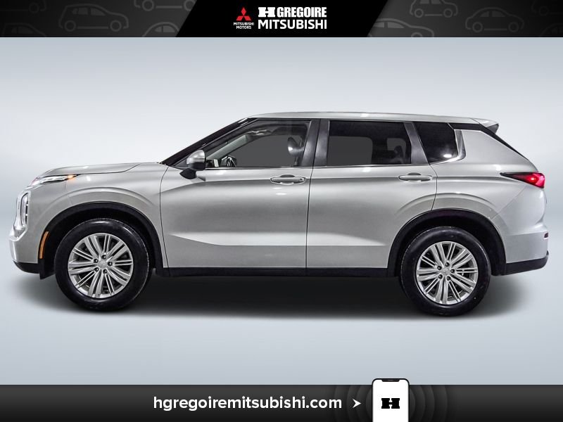 2022 Mitsubishi Outlander 2022 Grey