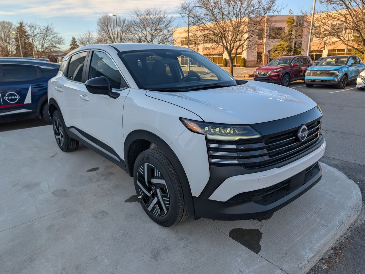 Nissan Kicks KICKS SV AVANT 2026 Neige fraîche Châteauguay - photo #2