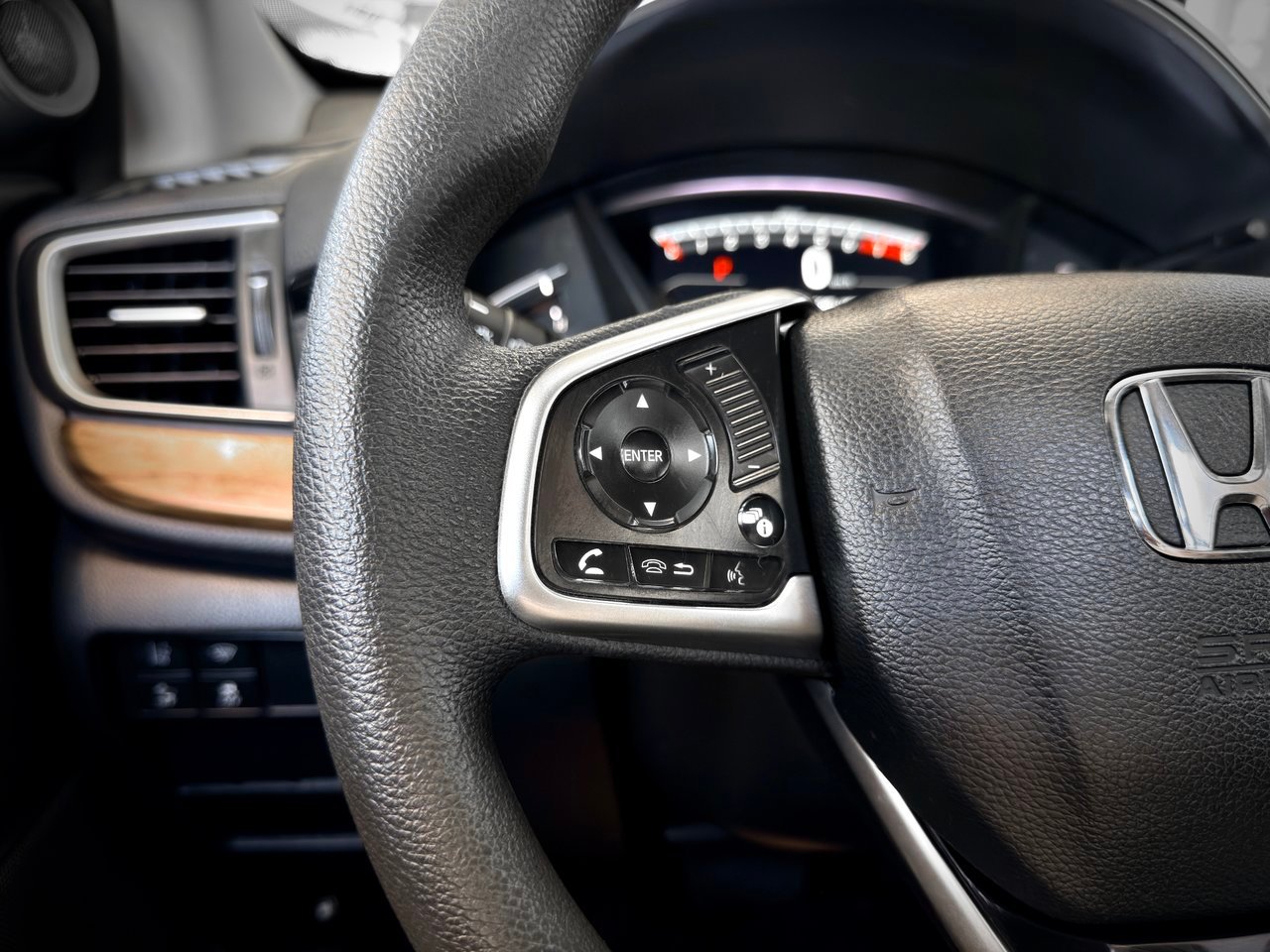 2017 Honda CR-V Red Notre-Dame-des-Prairies - photo #21