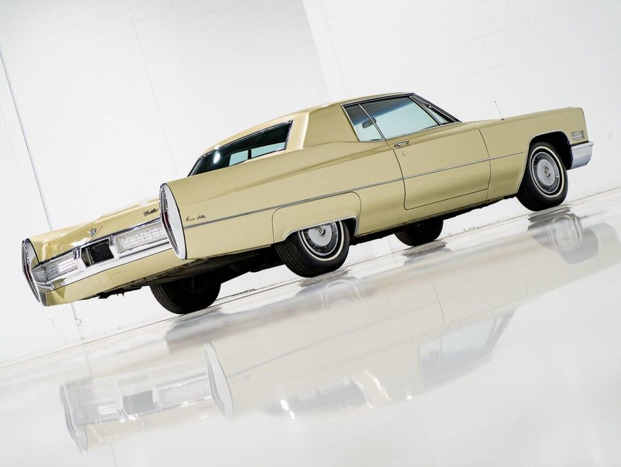 1967 Cadillac DeVille Coupe 1967 Gold