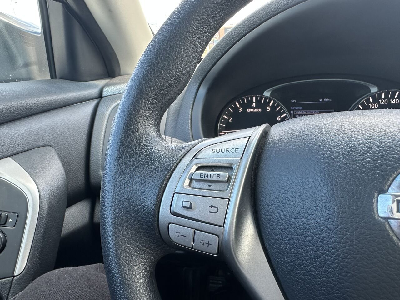 NISSAN ALTIMA 2.5/S/SV/SL Berline 4 portes, 4 cyl. en ligne, CVT 2,5 2015 Gatineau - photo #4