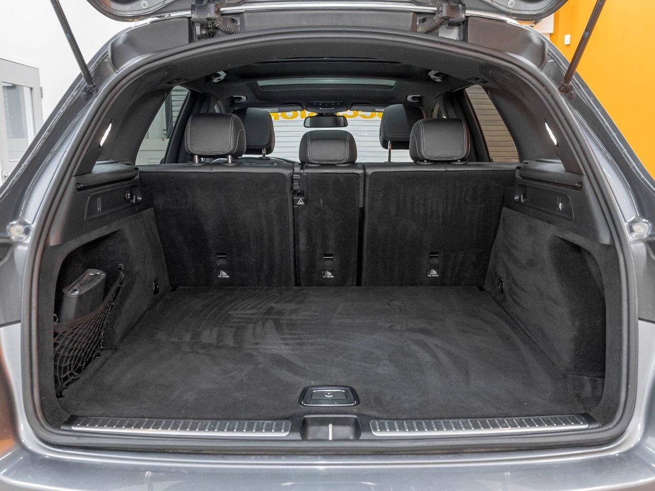 Mercedes-Benz GLC 300 4MATIC *TOIT* NAV CUIR SIÈGES CHAUFF 2018 Gris Saint-Jérôme - photo #27