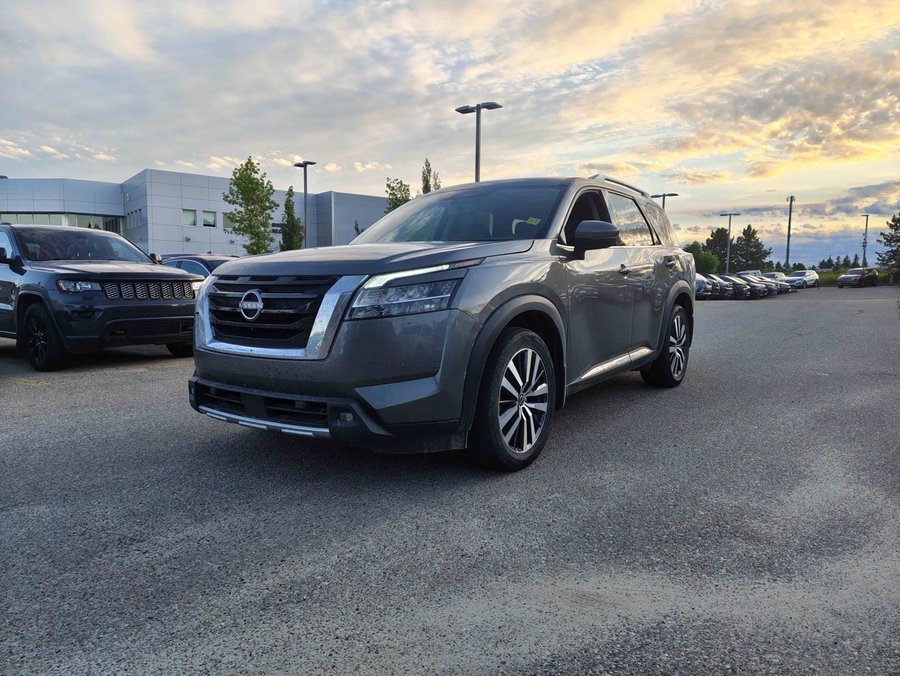 2022 Nissan Pathfinder 2022 Grey