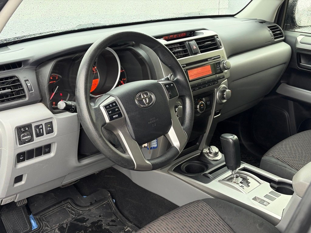 Toyota 4Runner 4WD 4dr V6 SR5 2013 Gris Gatineau - photo #10