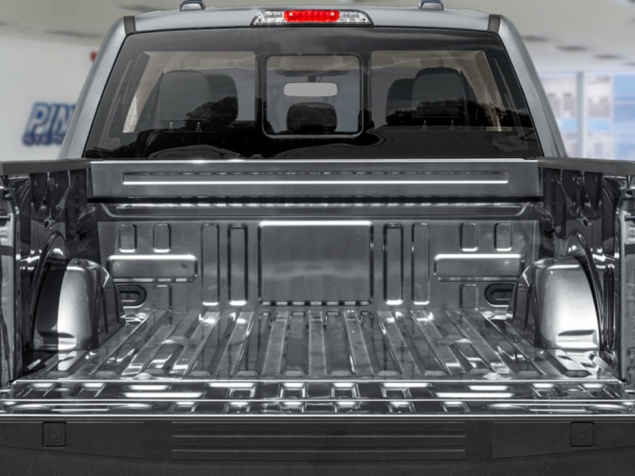 2025 Ford F-150 Oxford White Sainte-Julienne - photo #12
