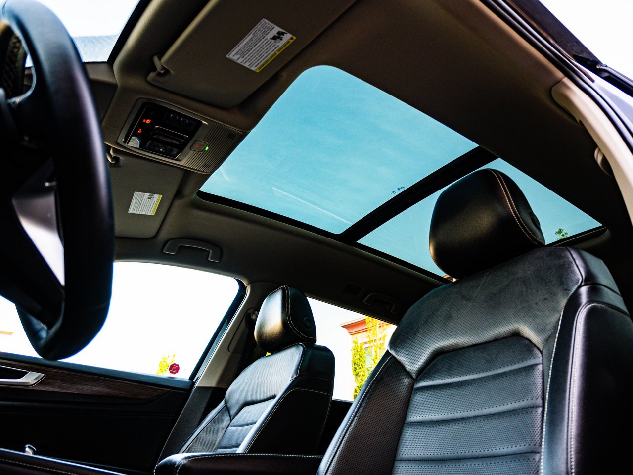 2024 Volkswagen Atlas Highline 2.0 TSI 4MOTION Black Sherwood Park - photo #15