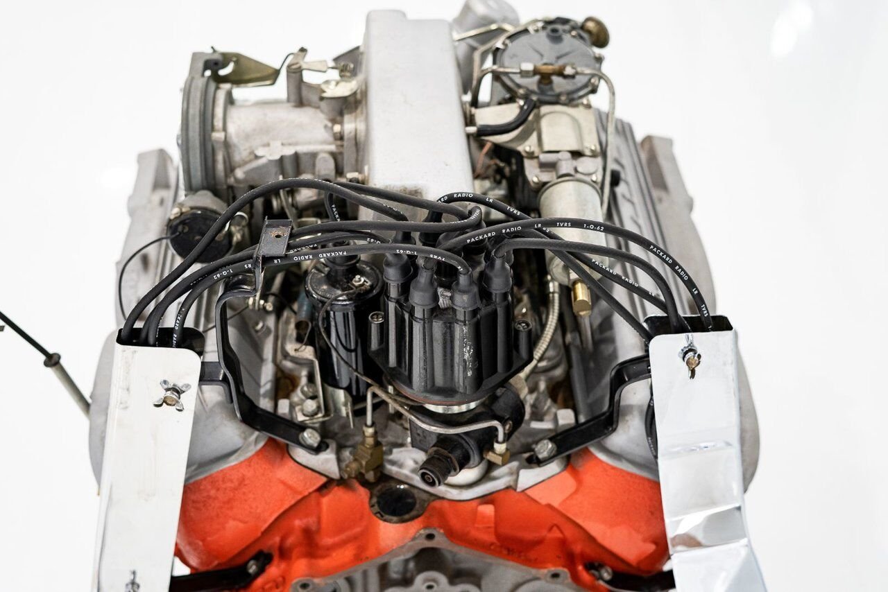1962 Chevrolet 327/360HP PRIX EN USD | Fuelie Original Factory Motor never installed or stamped Montreal - photo #40