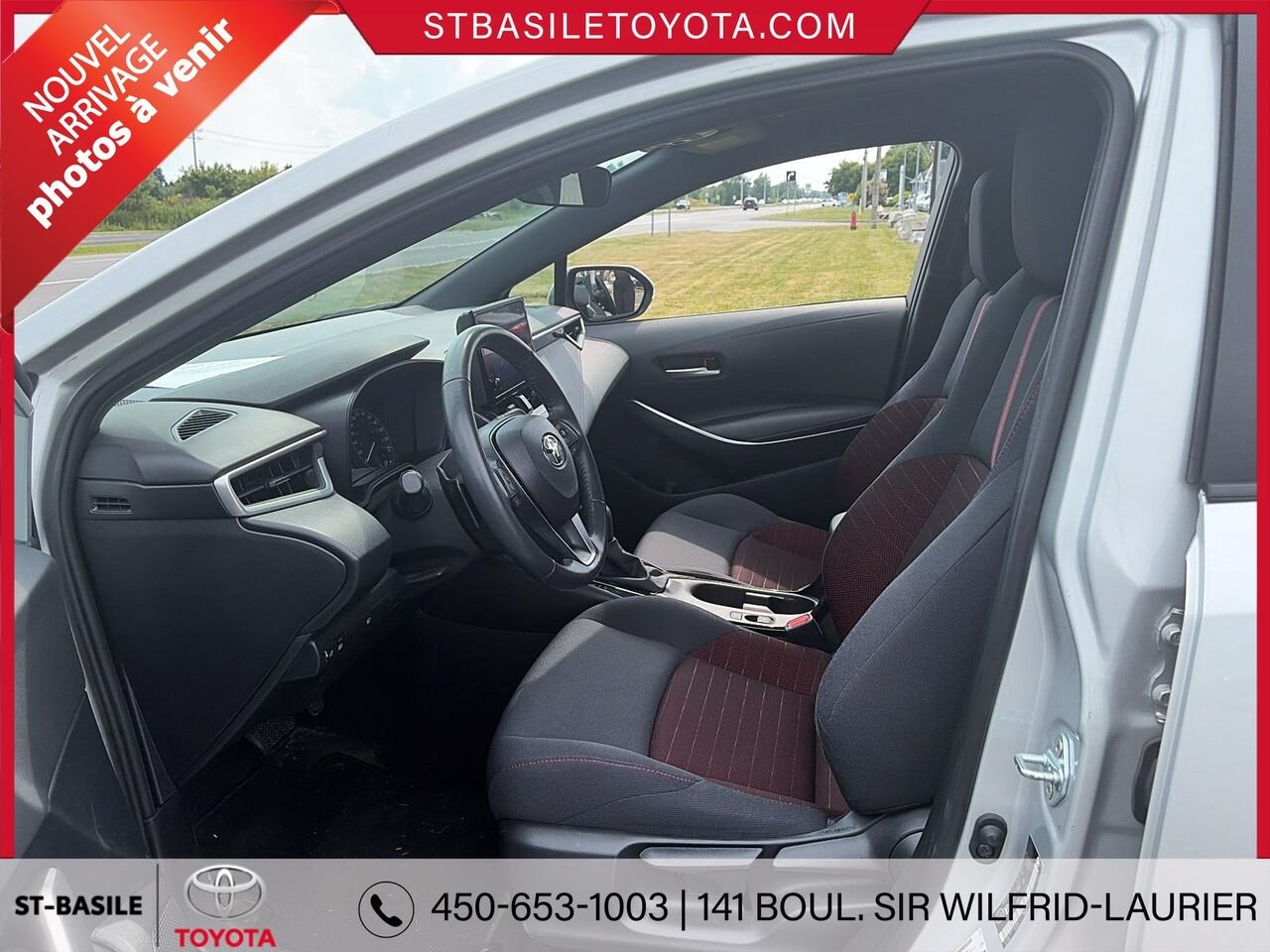 Toyota COROLLA 2024 Argent Saint-Basile-le-Grand - photo #5