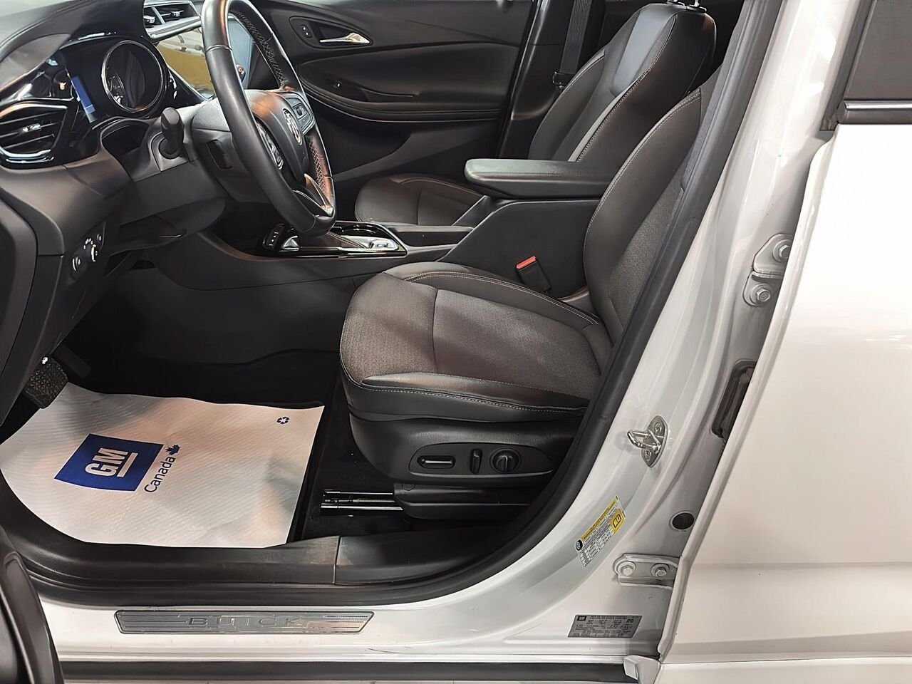 2022 BUICK ENCORE GX SELECT SELECT AWD White Saint-Hyacinthe - photo #7