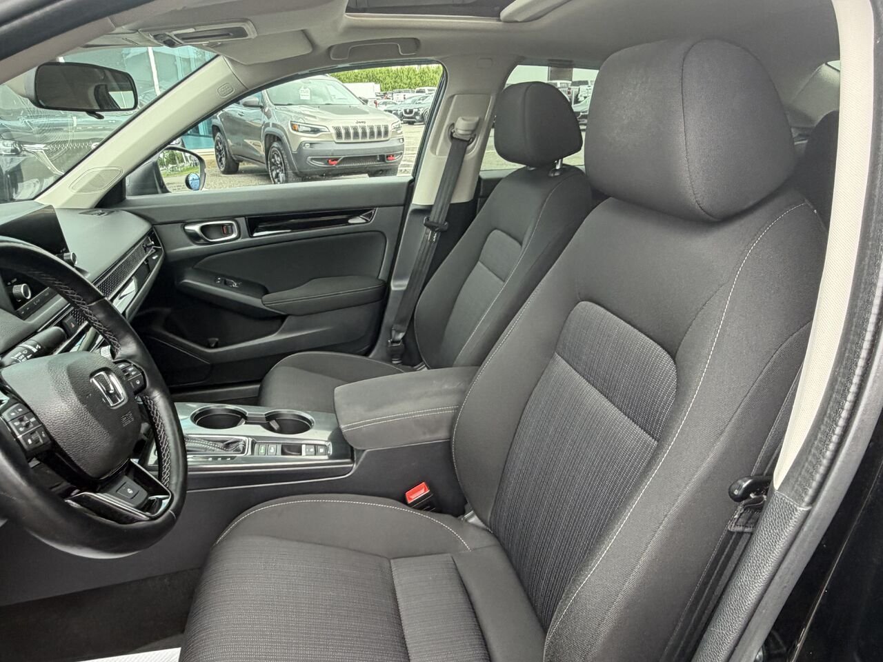 2022 Honda Civic Berline Black Ste-Marie - photo #8