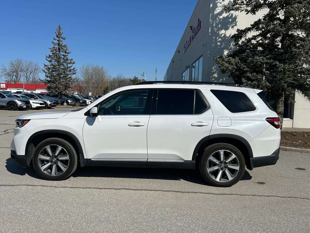 Honda HondaPilot Touring 2023 Blanc Gatineau - photo #2