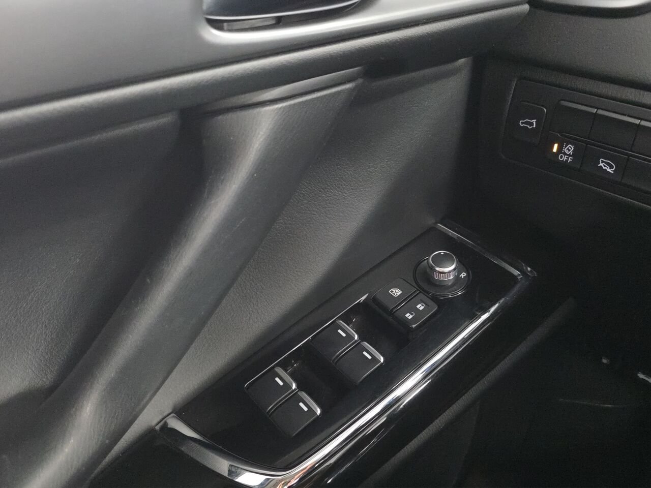 Mazda CX-9 GS-L TI, 7 passagers, Apple carplay, Toit ouvrant, volant chauffant 2023 Blanc Val-David - photo #14