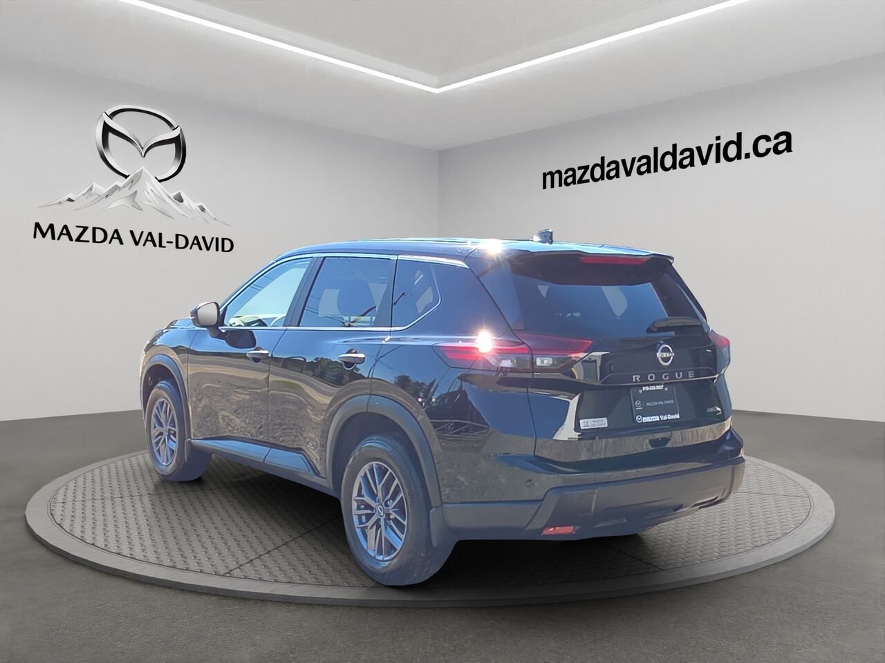2024 Nissan Rogue S TI, volant chauffant, détecteur d'angles morts, cruise control Black Val-David - photo #18
