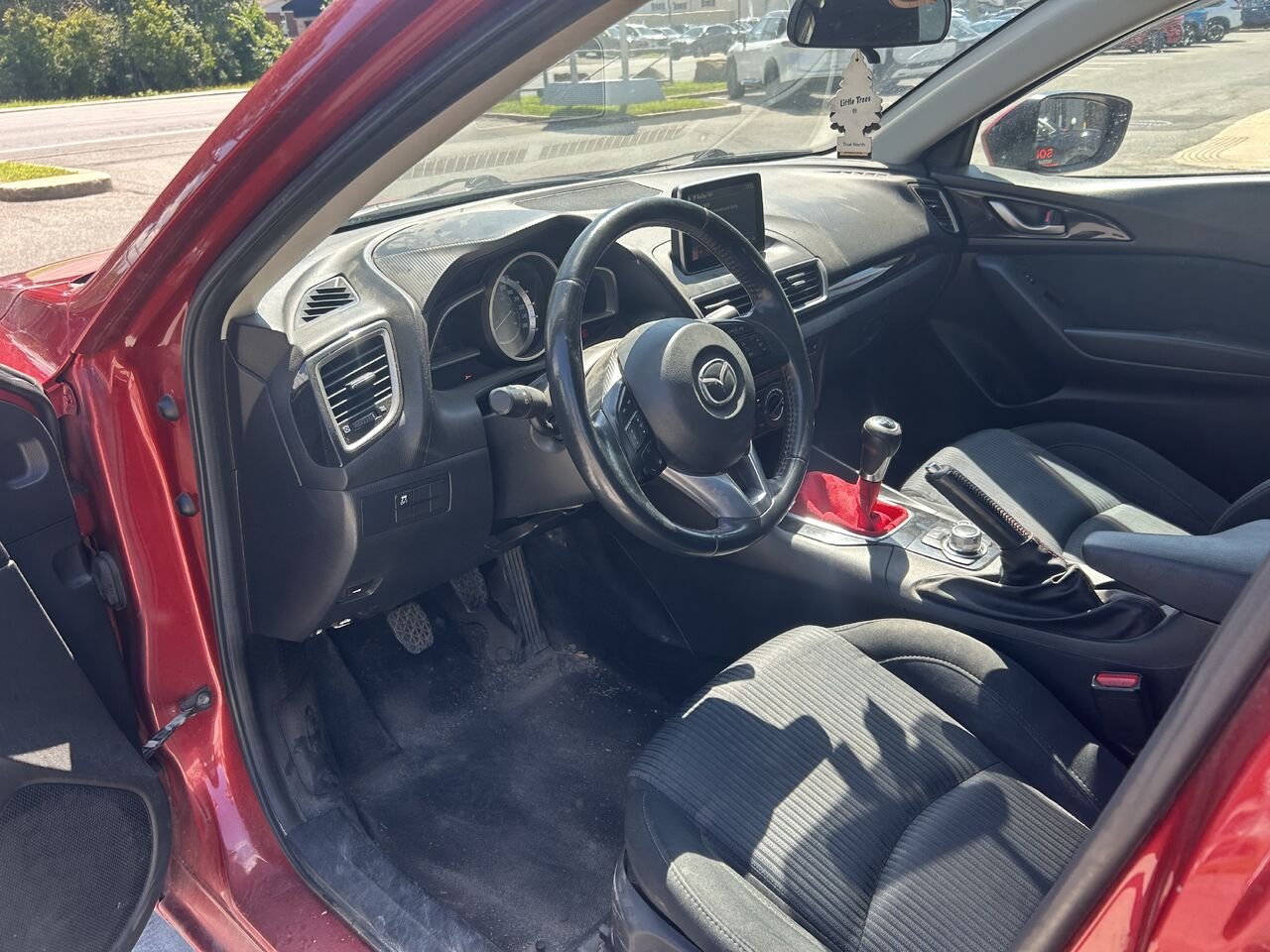 2016 Mazda Mazda3 Berline 4 portes, boîte manuelle, GS Red Châteauguay - photo #14
