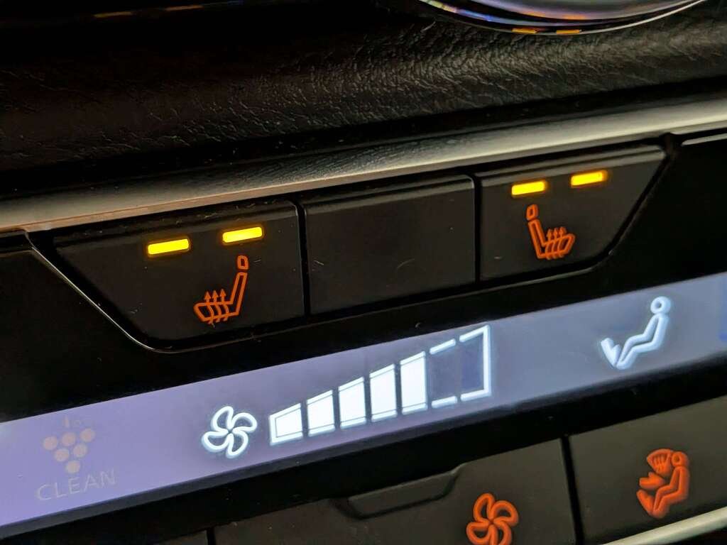 2024 Nissan Sentra SV CVT Grey Val-David - photo #2