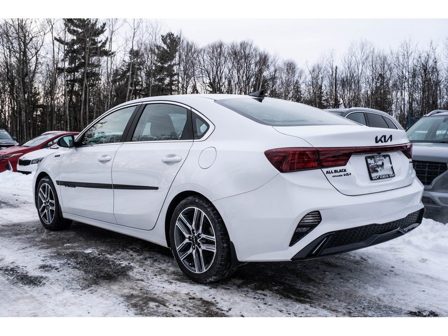 2023 Kia Forte 2023 White