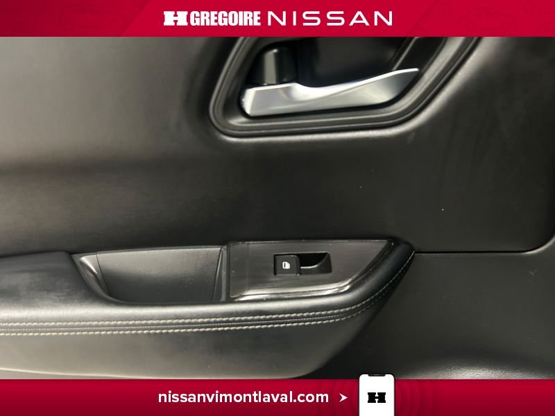 Nissan Rogue 2024 Blanc Laval - photo #17