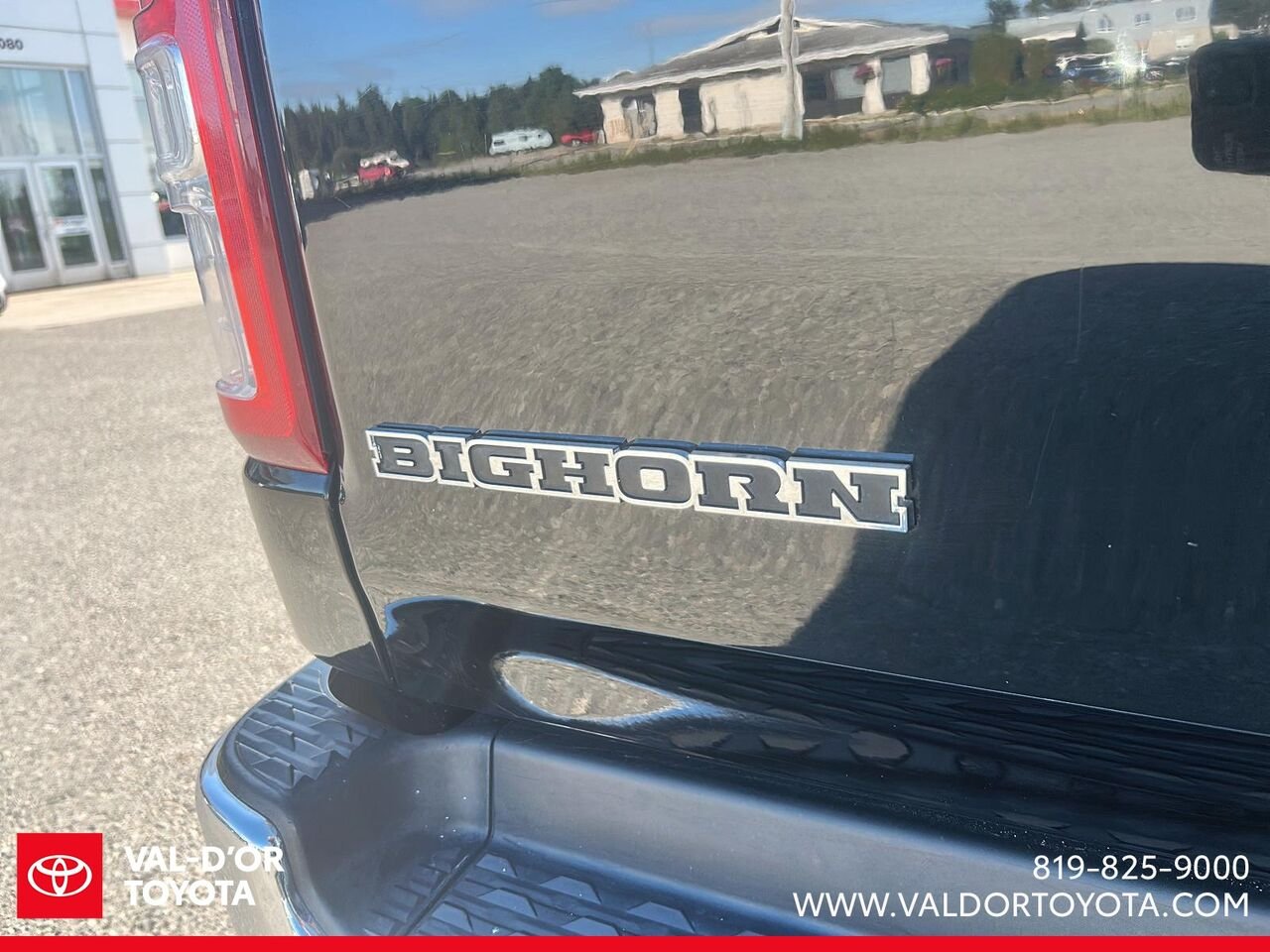 2019 Ram 1500 Big Horn cabine d'équipe 4x4 caisse de 6 pi 4 po Black Val-d'Or - photo #6