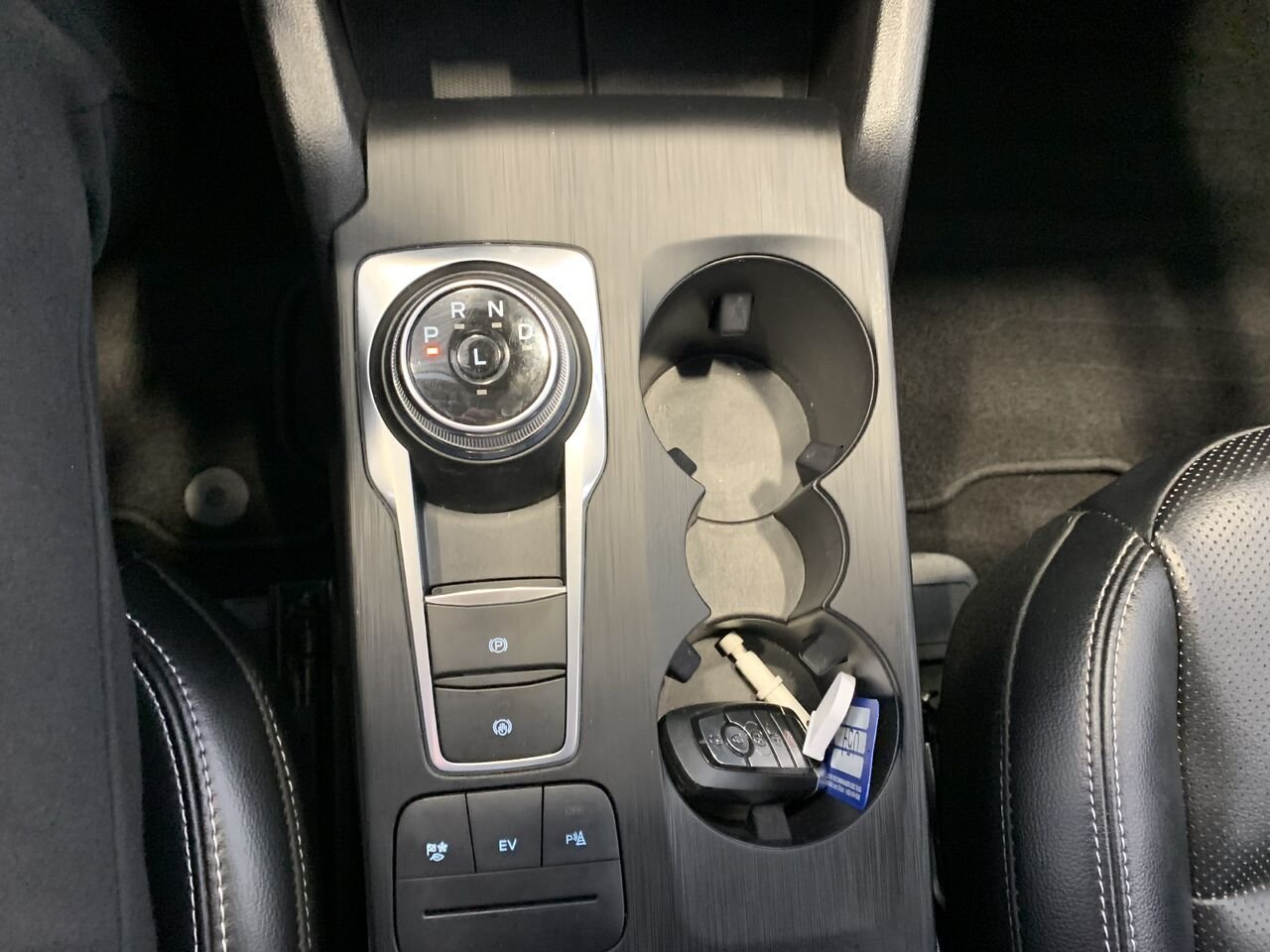Ford Escape TITANIUM PHEV ESCAPE TITANIUM PHEV 2022 Bleu Châteauguay - photo #35