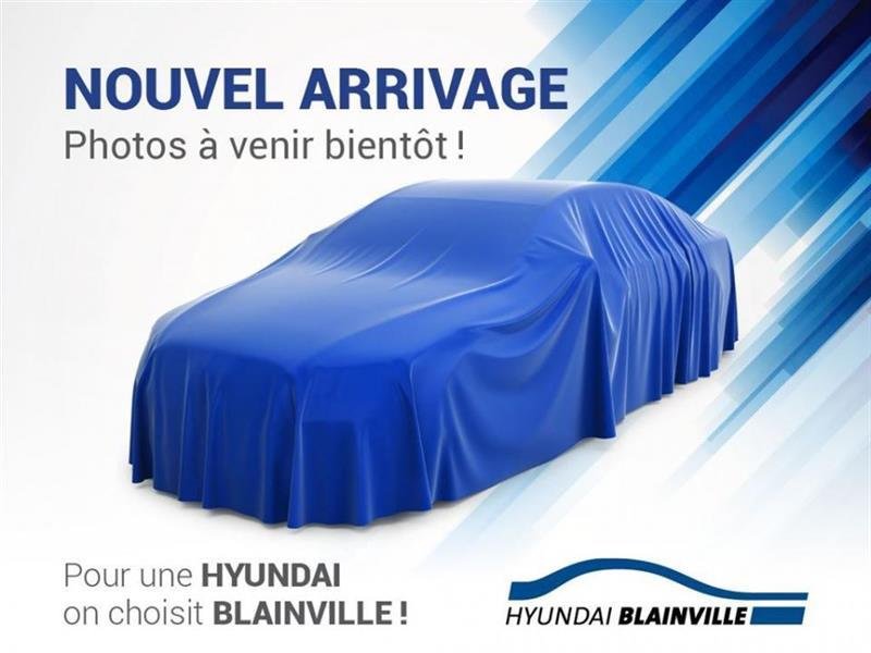 2022 Hyundai Venue 2022 White