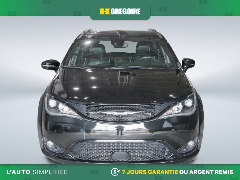 2020 Chrysler Pacifica Black Blainville - photo #1