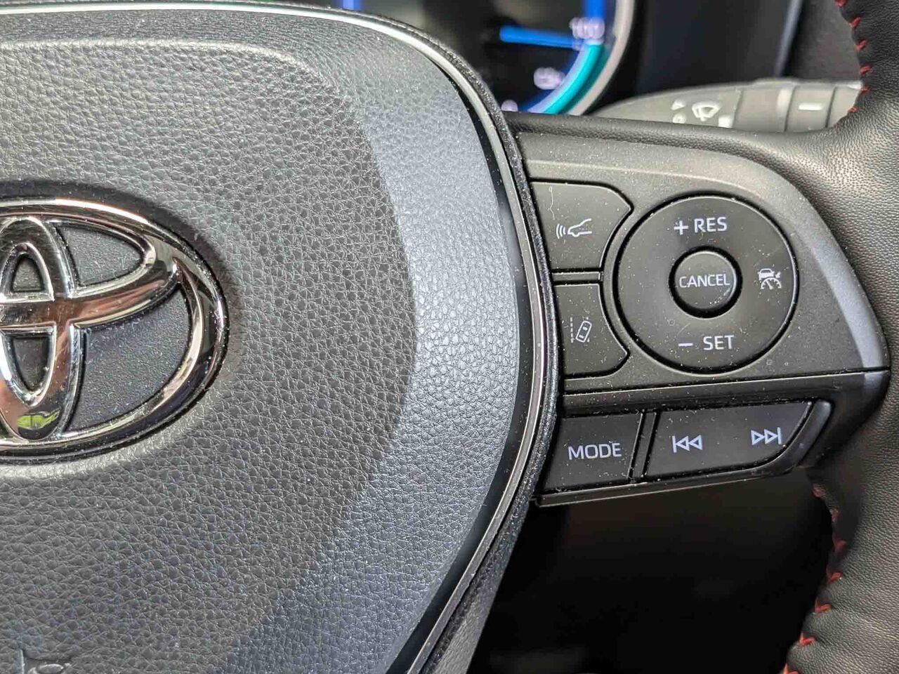 Toyota RAV4 Prime XSE PRIME-HYBRIDE BRANCHABLE/SIÈGES CHAUFFANTS/TOIT OUVRANT/VOLANT CHAUFFANT/AC BIZONE 2022 Gris Sherbrooke - photo #15