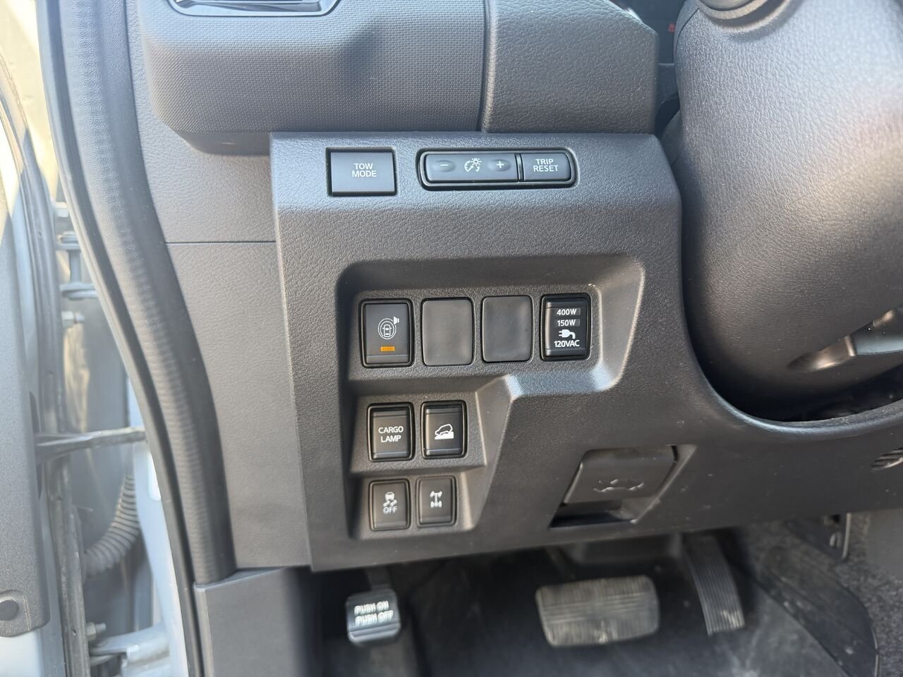 NISSAN FRONTIER PRO-4X SV cabine double caisse longue 4x4 2022 Argent Ottawa & Gatineau - photo #10