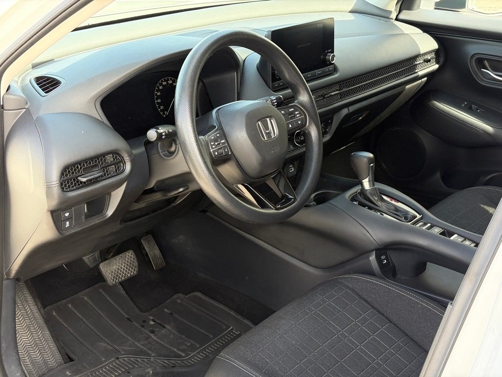 2024 Honda HR-V LX-B 2WD CVT White Gatineau - photo #9