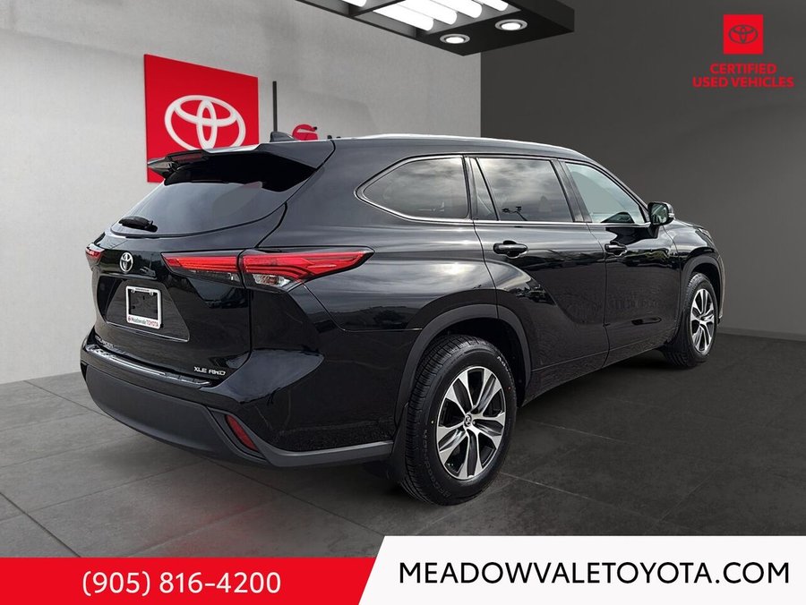 2022 Toyota Highlander 2022 Black