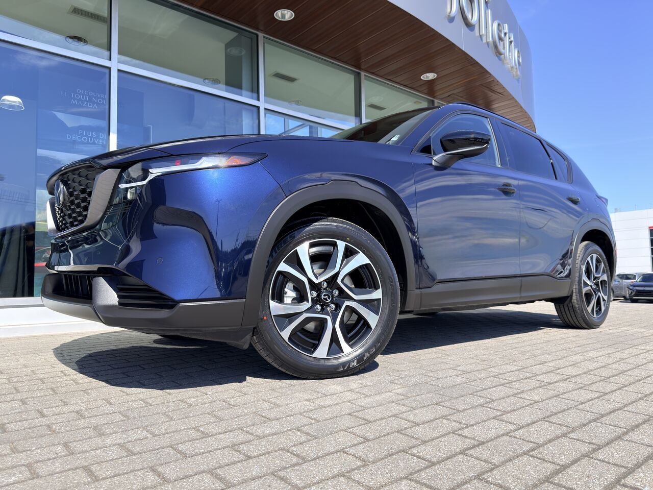 2026 MAZDA CX-5 Navy Blue Mica Notre-Dame-des-Prairies - photo #2
