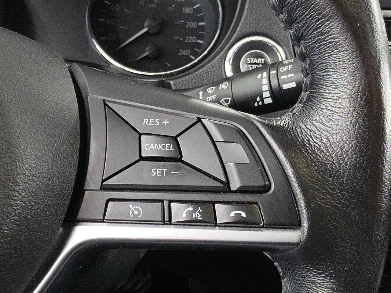 Nissan Qashqai 2018 Blanc Val-David - photo #11