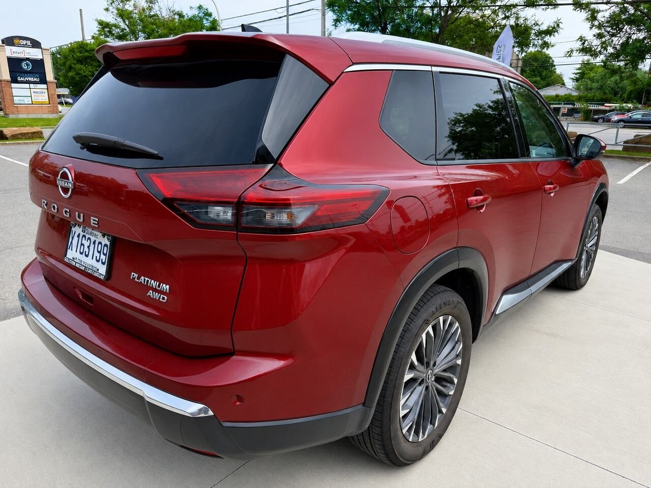 2026 NISSAN Rogue ROGUE PLATINE Scarlet Ember Tintcoat Châteauguay - photo #4