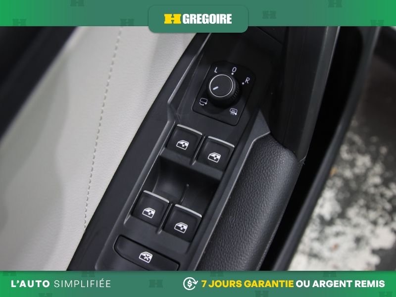 2021 Volkswagen Tiguan White Blainville - photo #19