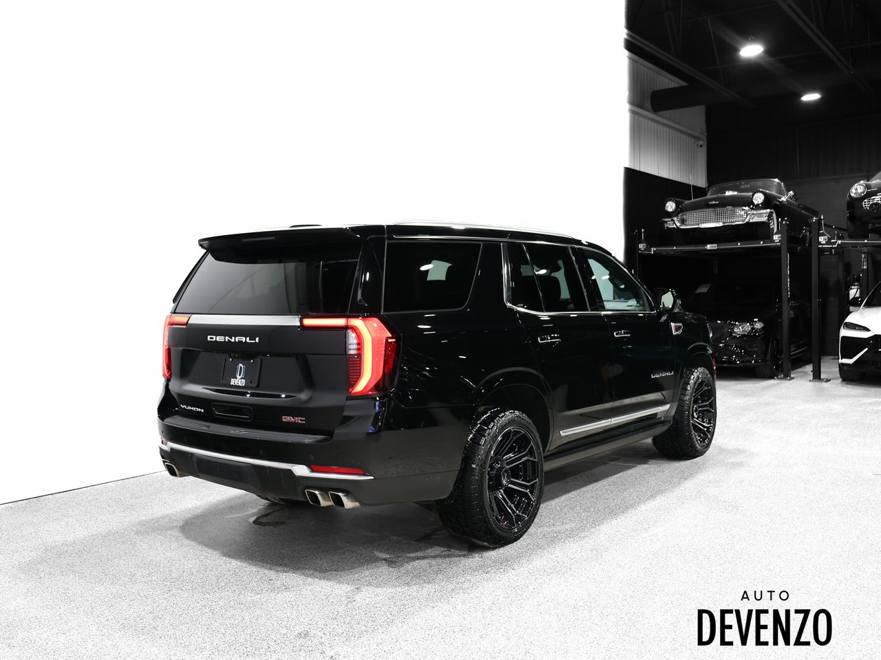 2025 GMC Yukon Black Saint-Eustache - photo #5