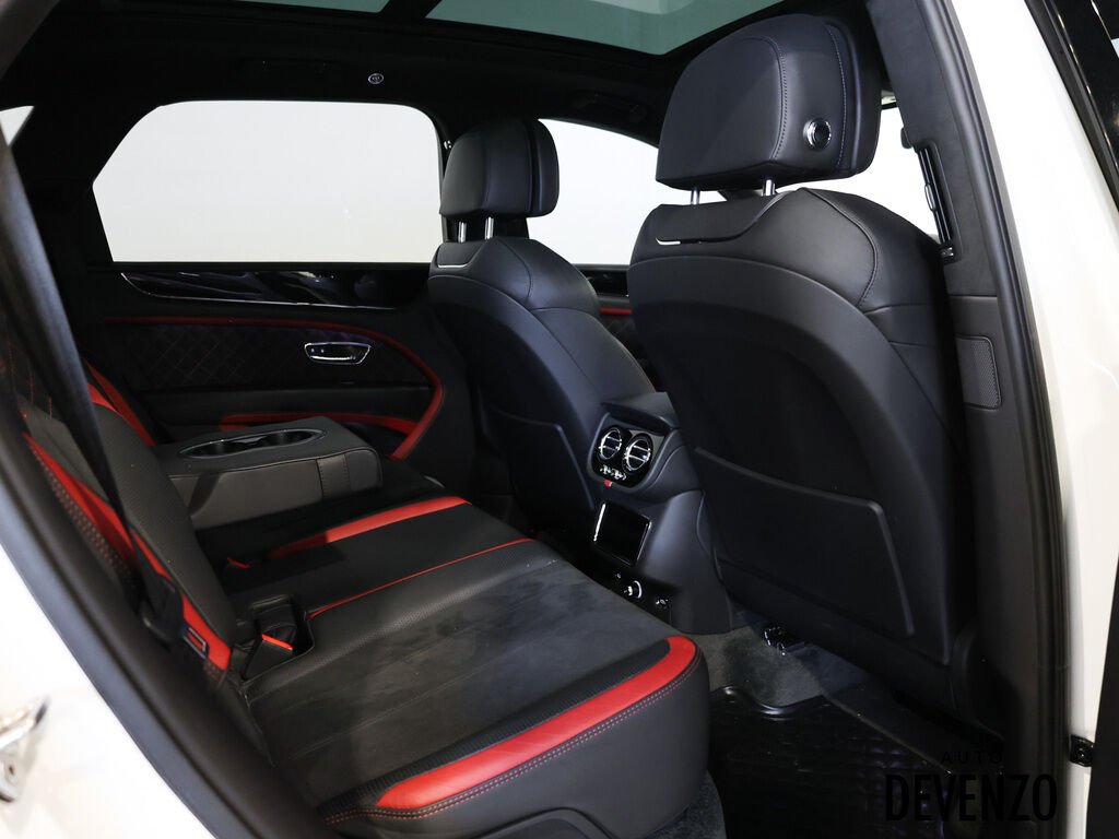 Bentley Bentayga 2021 Blanc Saint-Eustache - photo #9