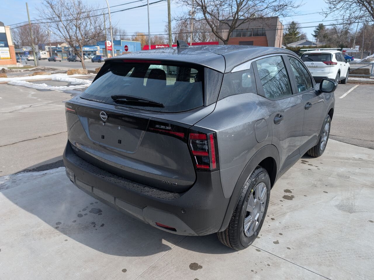 NISSAN Kicks KICKS S 2026 Gris poudre métallisé Châteauguay - photo #7