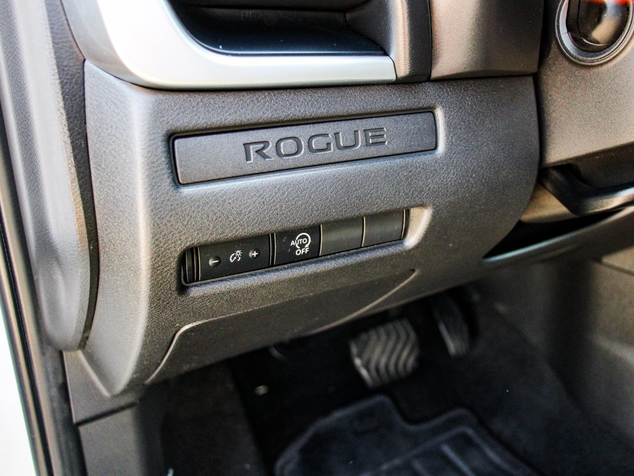 2024 Nissan Rogue AWD S White Sherwood Park - photo #16