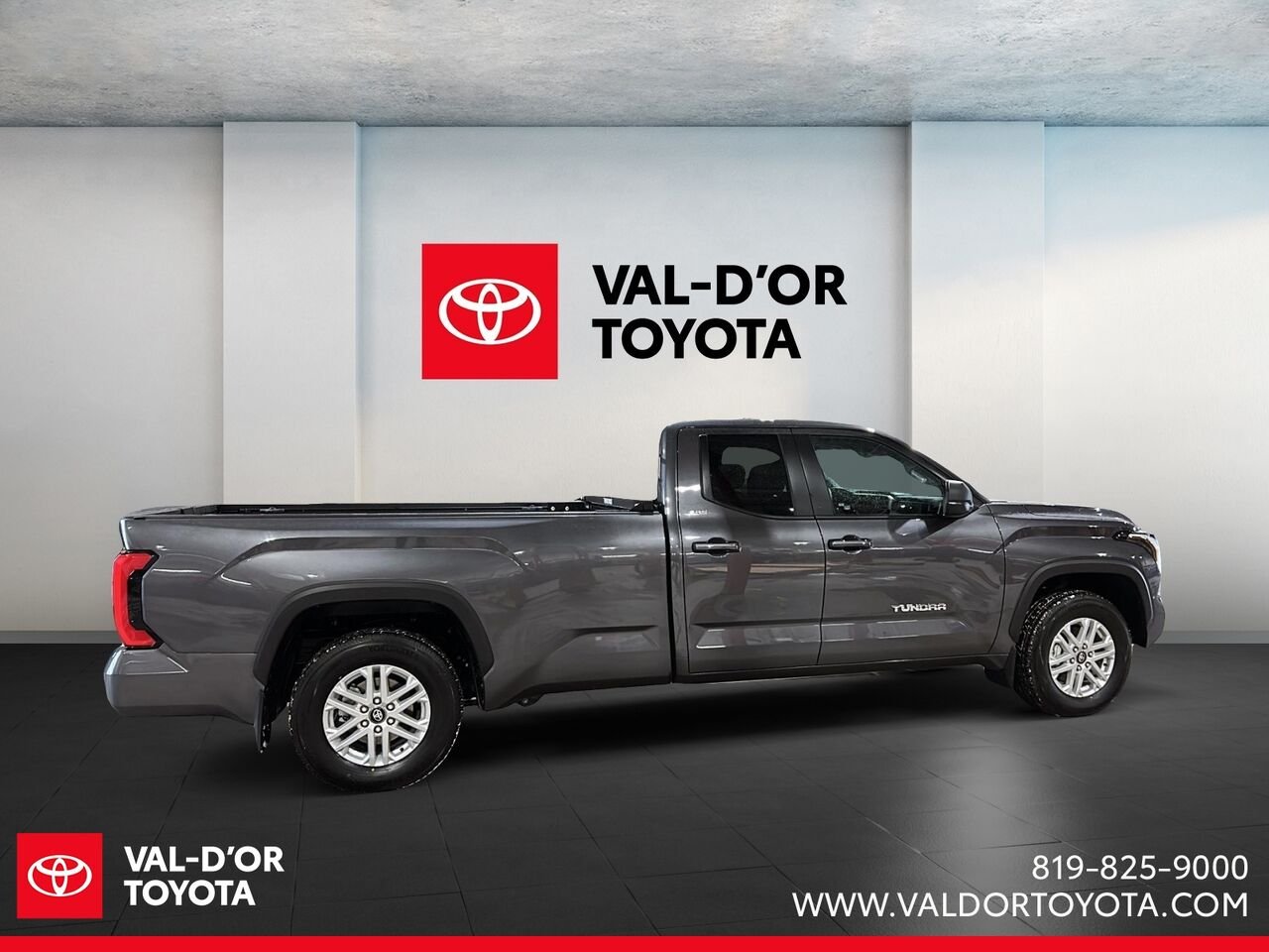 2026 Toyota Tundra SR5 Double Cab 4x4 caisse longue Magnetic Grey Metallic Val-d'Or - photo #4