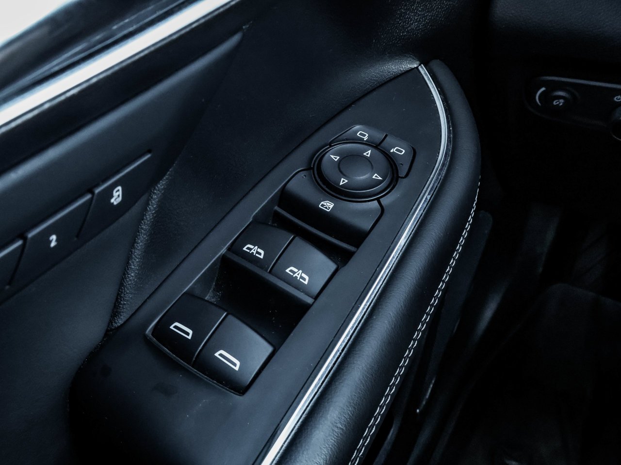 2022 Buick Envision AWD 4dr Avenir Black Sherwood Park - photo #19