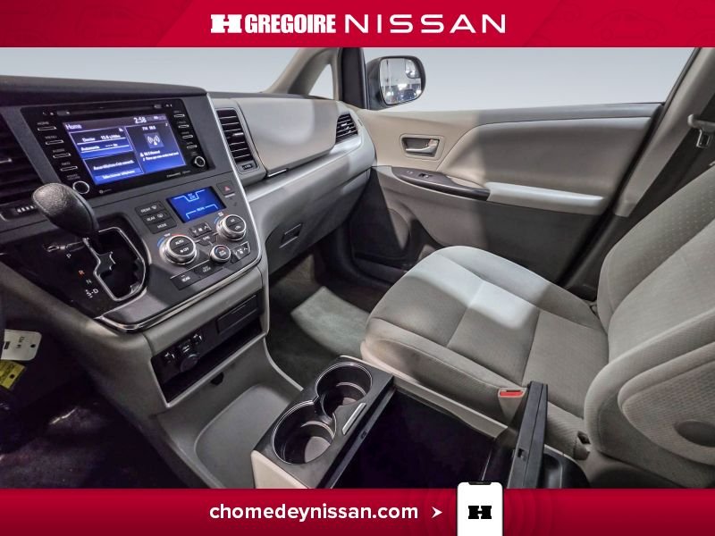 Toyota Sienna CA6751 | LE * Mag * DVD * Caméra 8 Places * 2018 Blanc Laval - photo #20