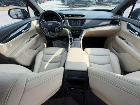 2018 Cadillac XT5 3.6L Black Laval - photo #24
